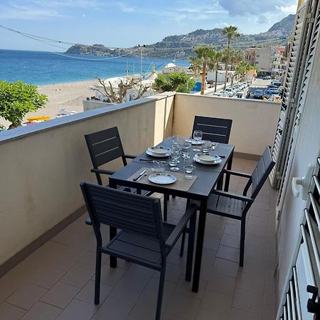 Ferienwohnung Family House Letojanni Taormina Exterior foto