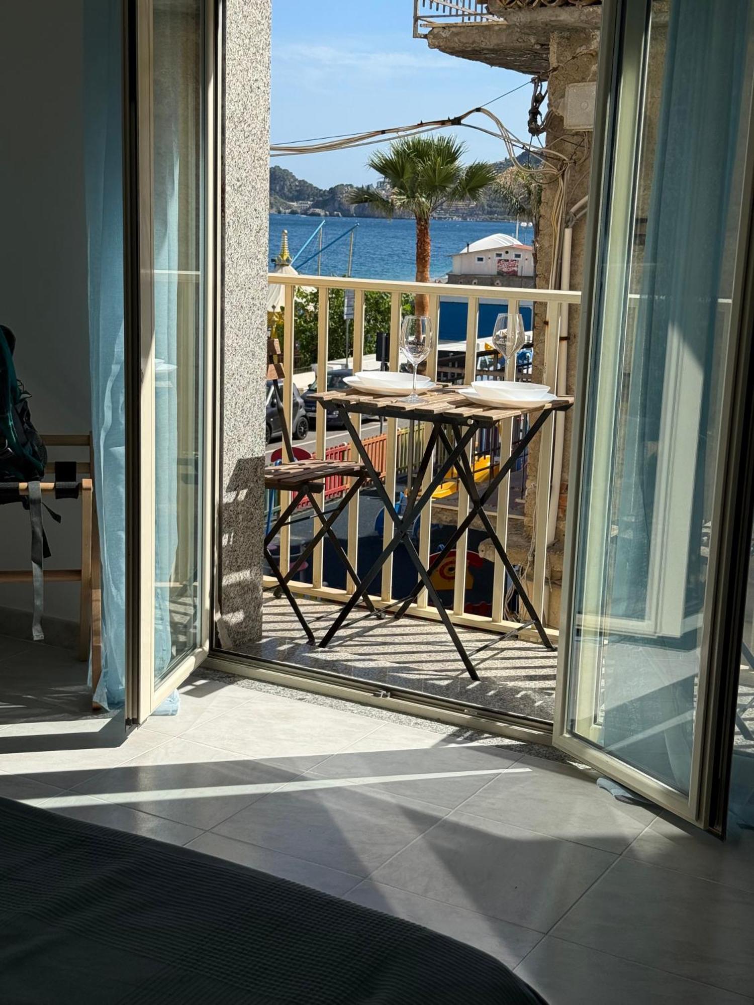 Ferienwohnung Family House Letojanni Taormina Exterior foto